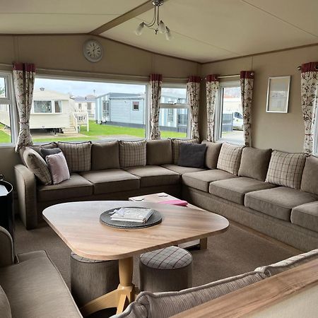 Tattershall Lakes Kingfisher Caravan 8 Berth With Hot Tub & Wifi 외부 사진