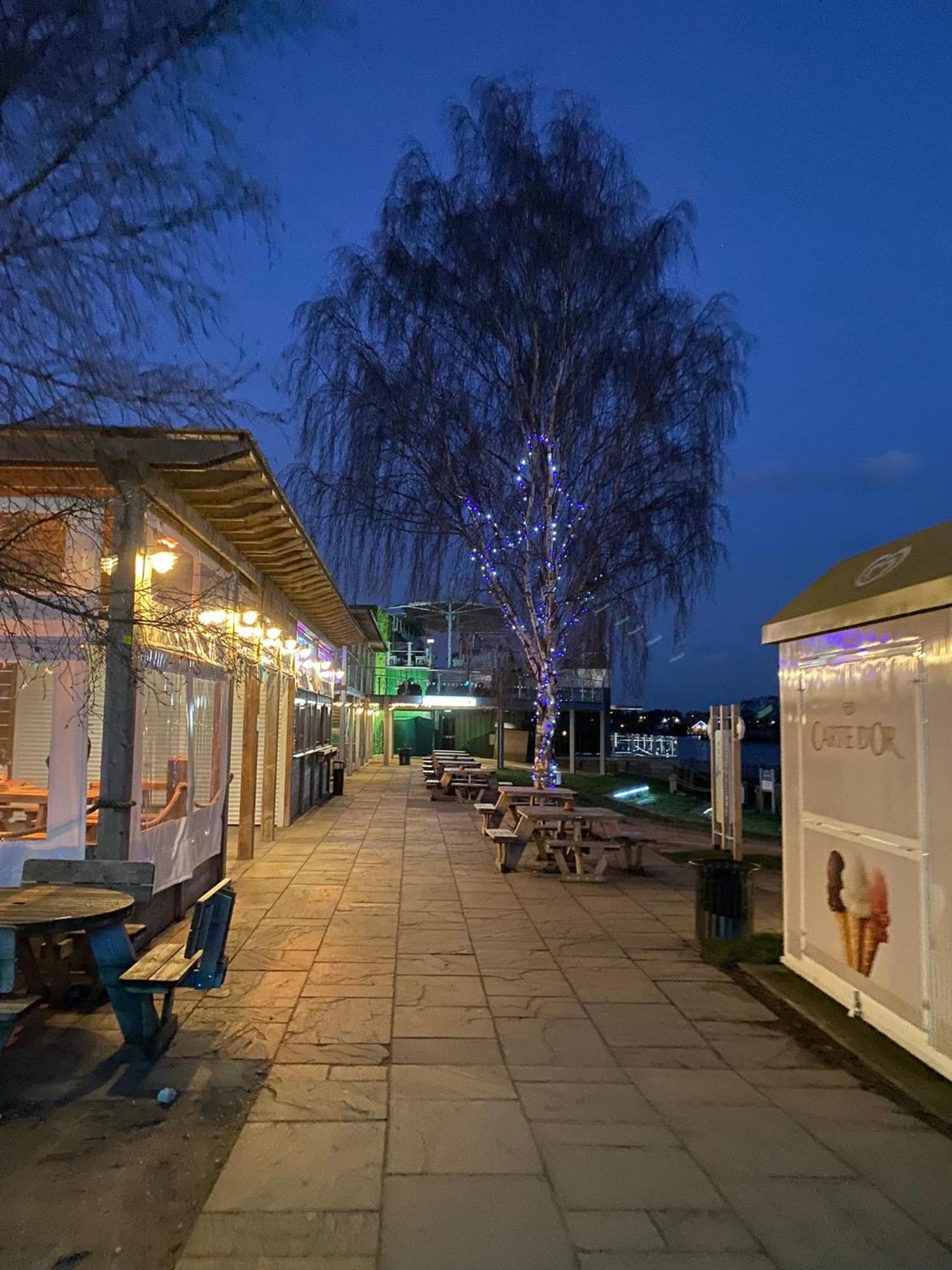 Tattershall Lakes Kingfisher Caravan 8 Berth With Hot Tub & Wifi 외부 사진