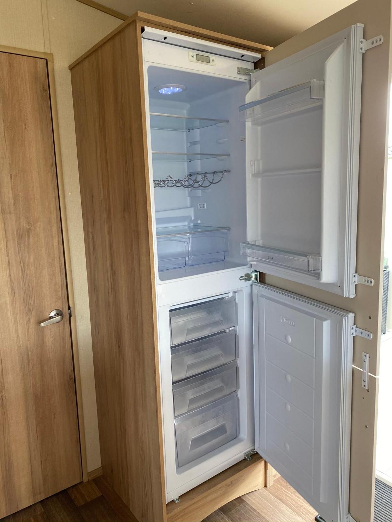 Tattershall Lakes Kingfisher Caravan 8 Berth With Hot Tub & Wifi 외부 사진