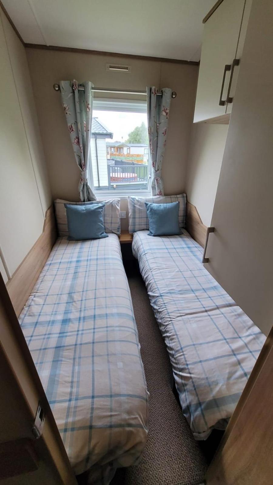 Tattershall Lakes Kingfisher Caravan 8 Berth With Hot Tub & Wifi 외부 사진