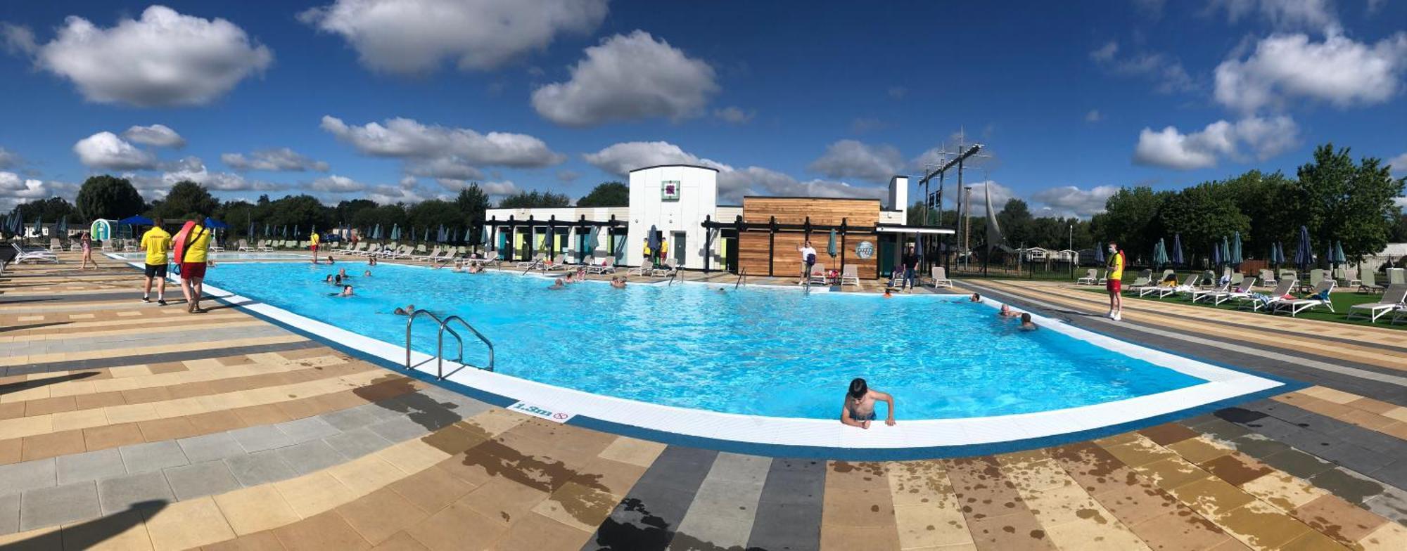 Tattershall Lakes Kingfisher Caravan 8 Berth With Hot Tub & Wifi 외부 사진